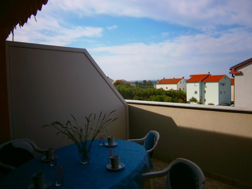 Zobic Family Apartments Rab Town Bagian luar foto